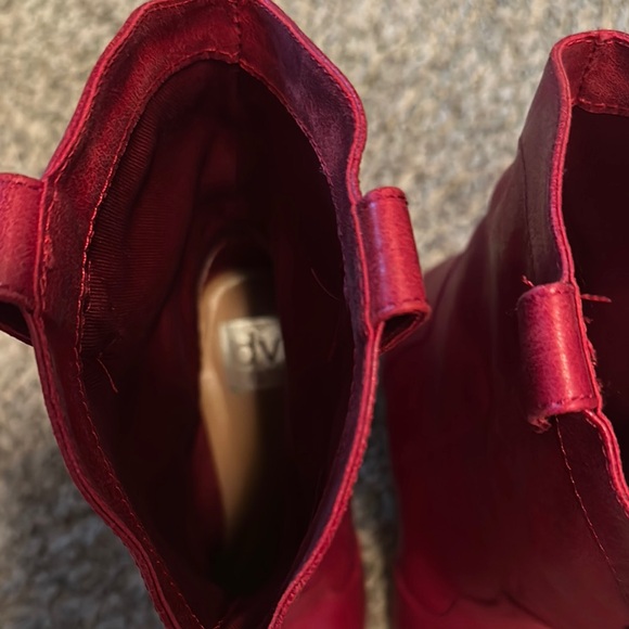 Dolce Vita Red Heeled Boots - Picture 12 of 14